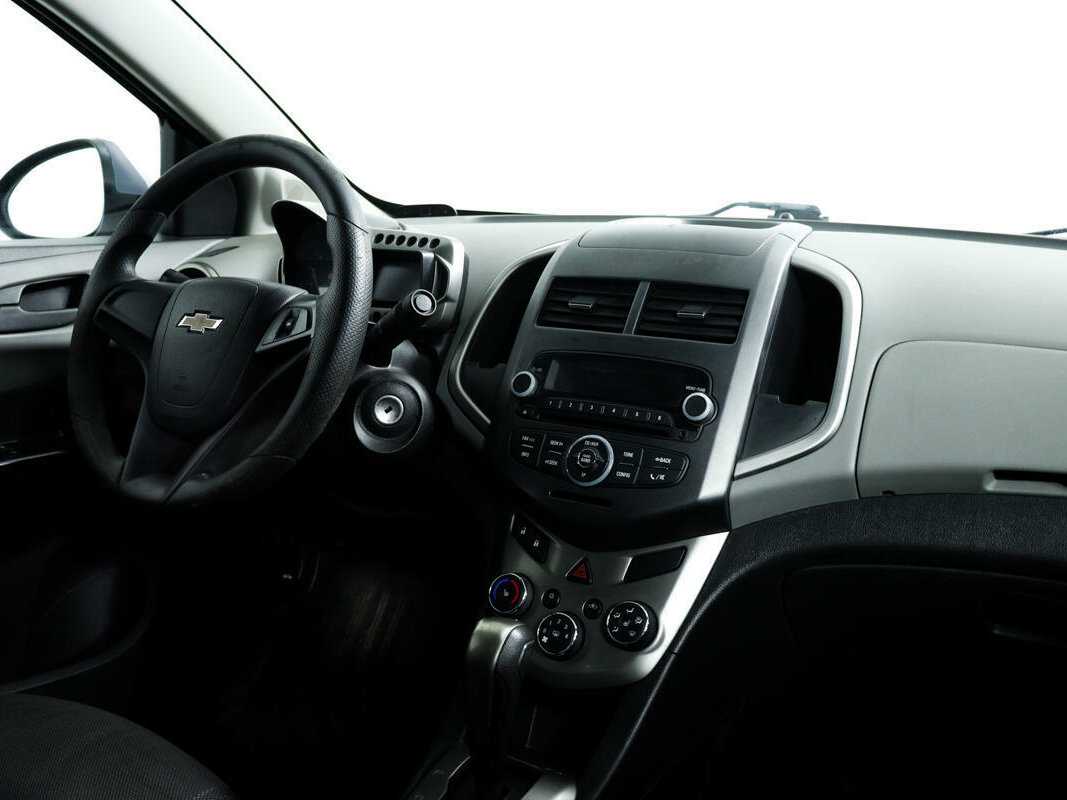 Chevrolet Aveo 2014 года с пробегом. Фото: #8