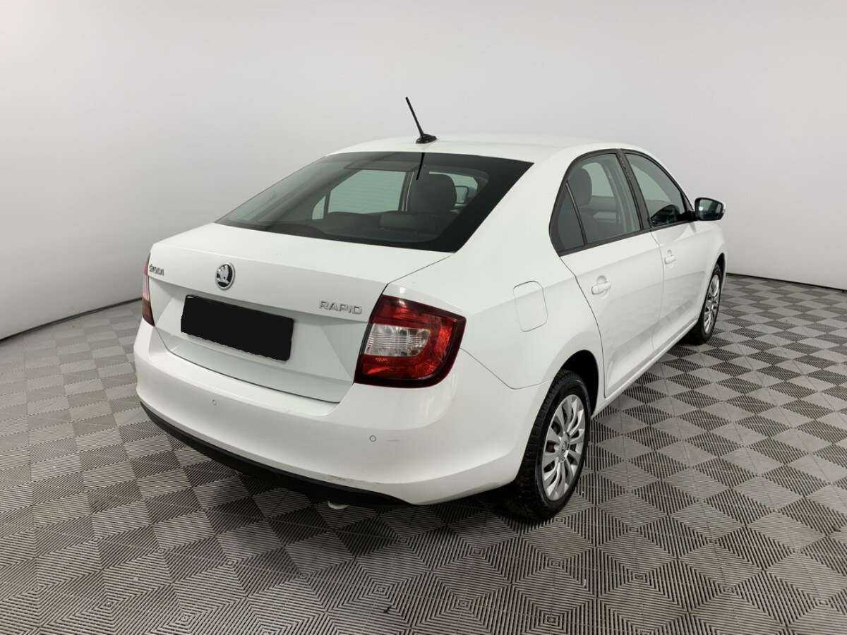 Skoda Rapid 2019 года с пробегом. Фото: #4