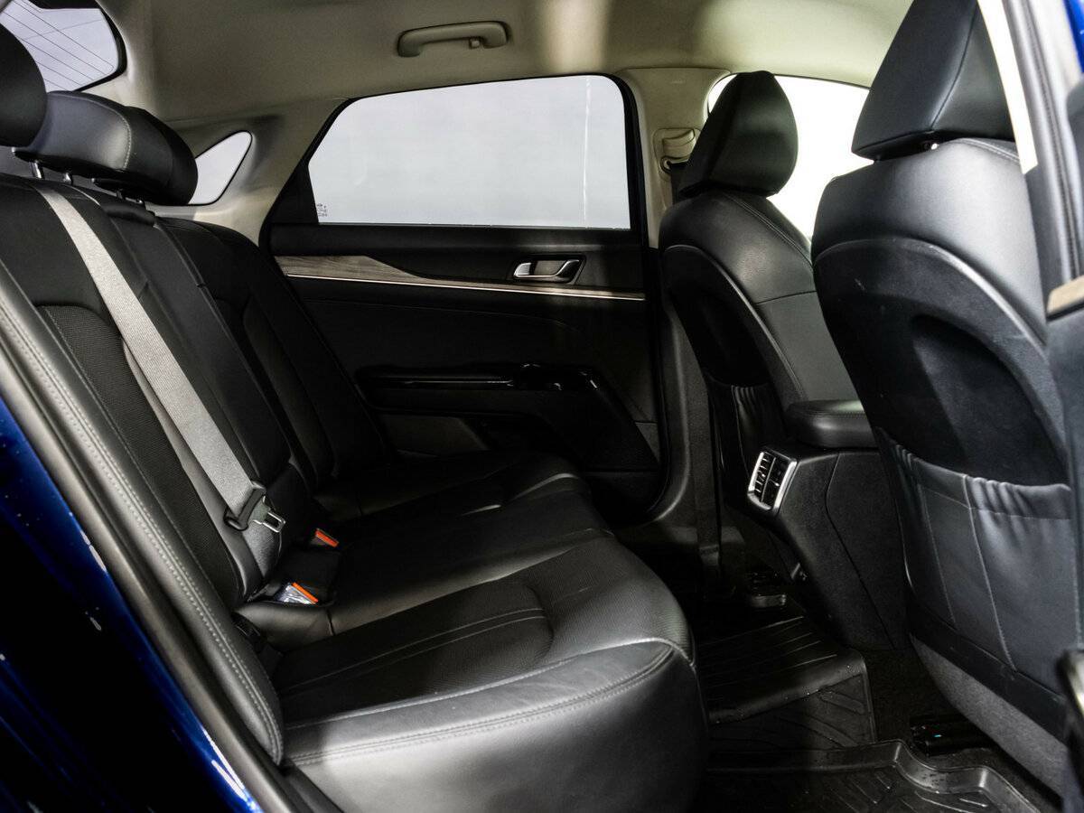 Kia K5 2020 года с пробегом. Фото: #23