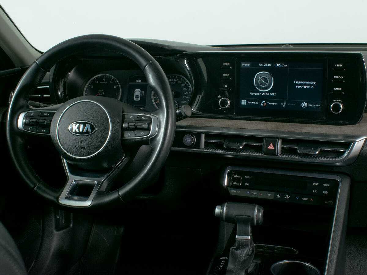 Kia K5 2020 года с пробегом. Фото: #11