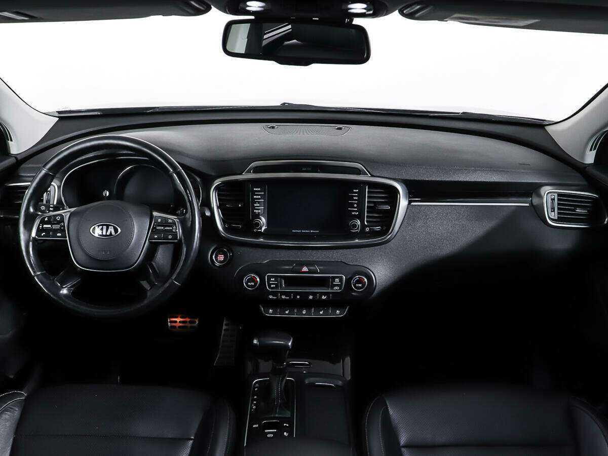 Kia Sorento 2017 года с пробегом. Фото: #12