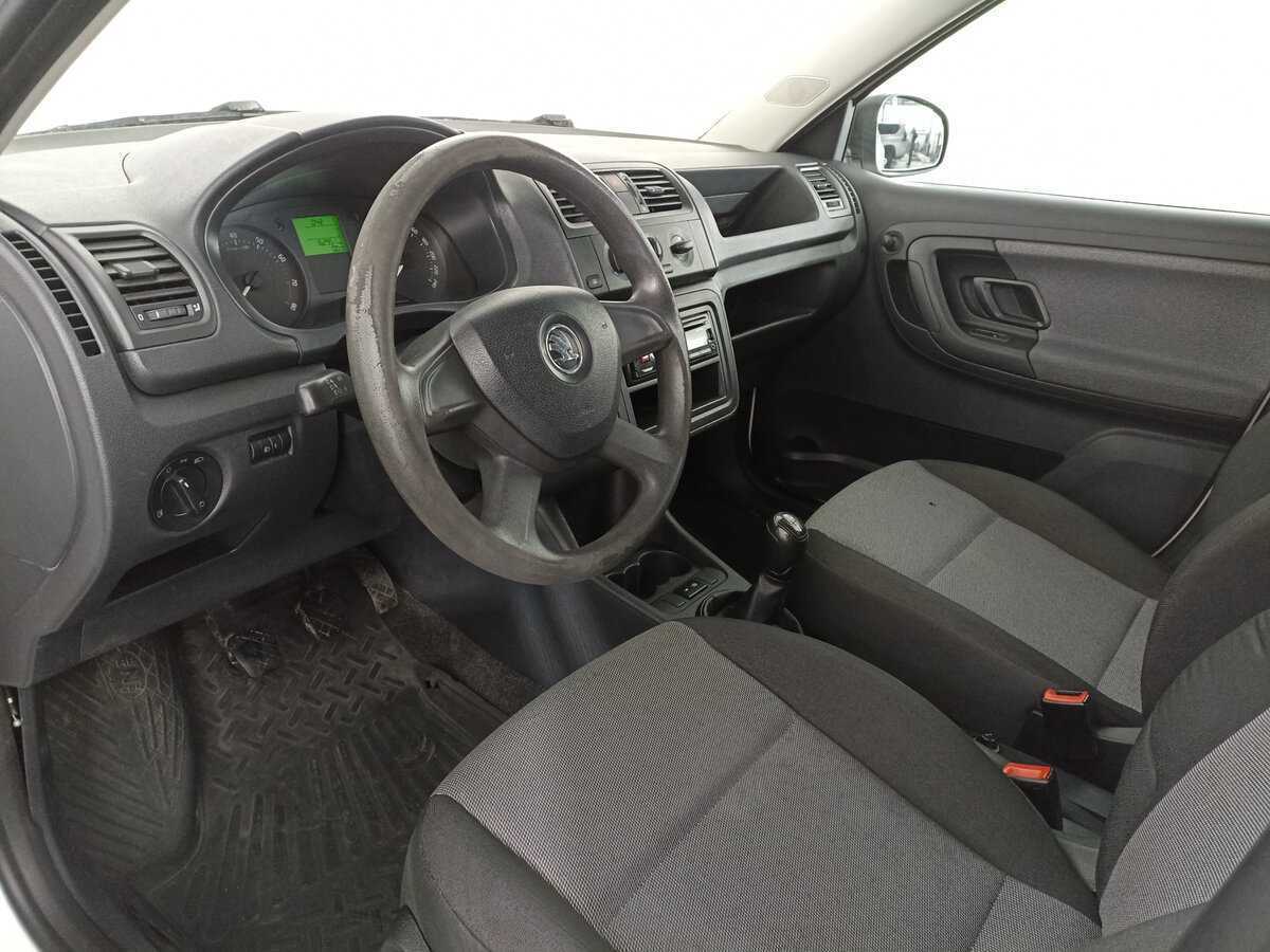 Skoda Fabia 2013 года с пробегом. Фото: #15
