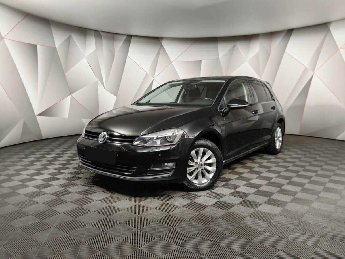 Volkswagen Golf 2013 года с пробегом. Посмотреть фото