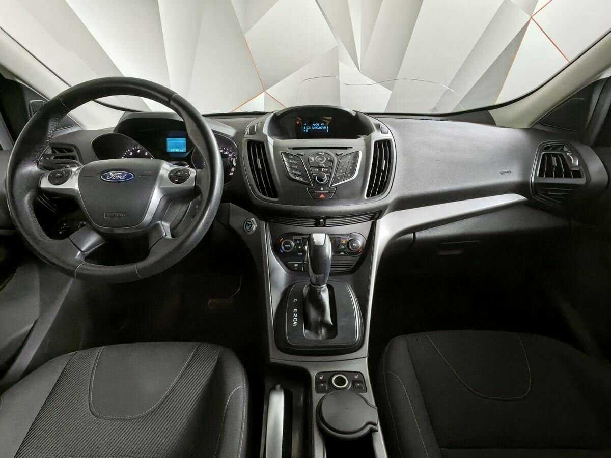 Ford Kuga 2015 года с пробегом. Фото: #8
