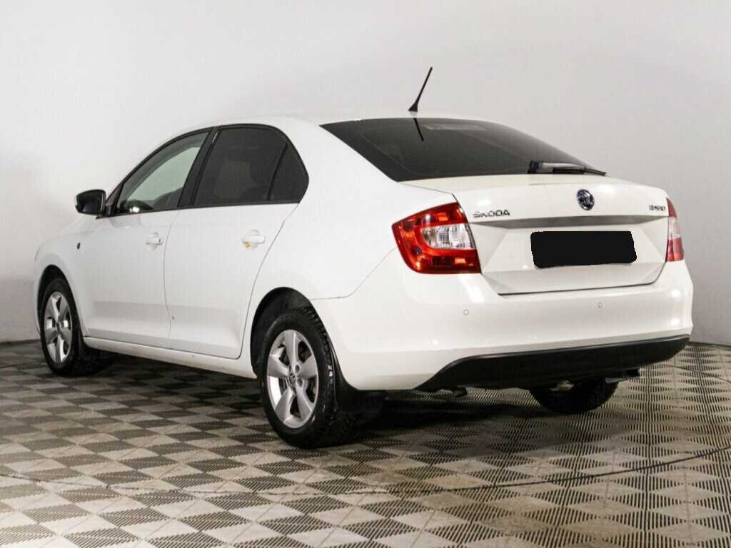 Skoda Rapid 2015 года с пробегом. Фото: #6
