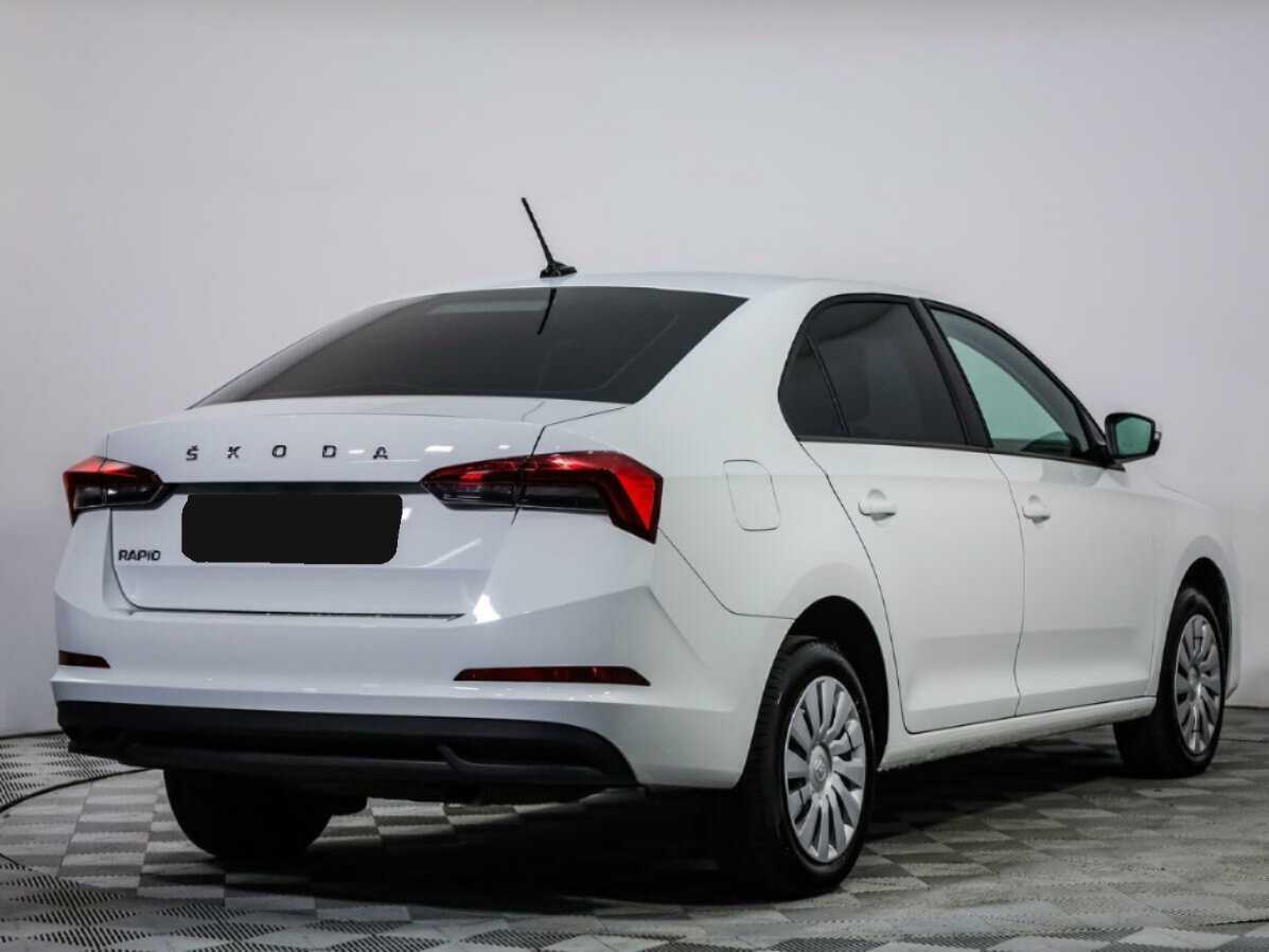 Skoda Rapid 2021 года с пробегом. Фото: #3