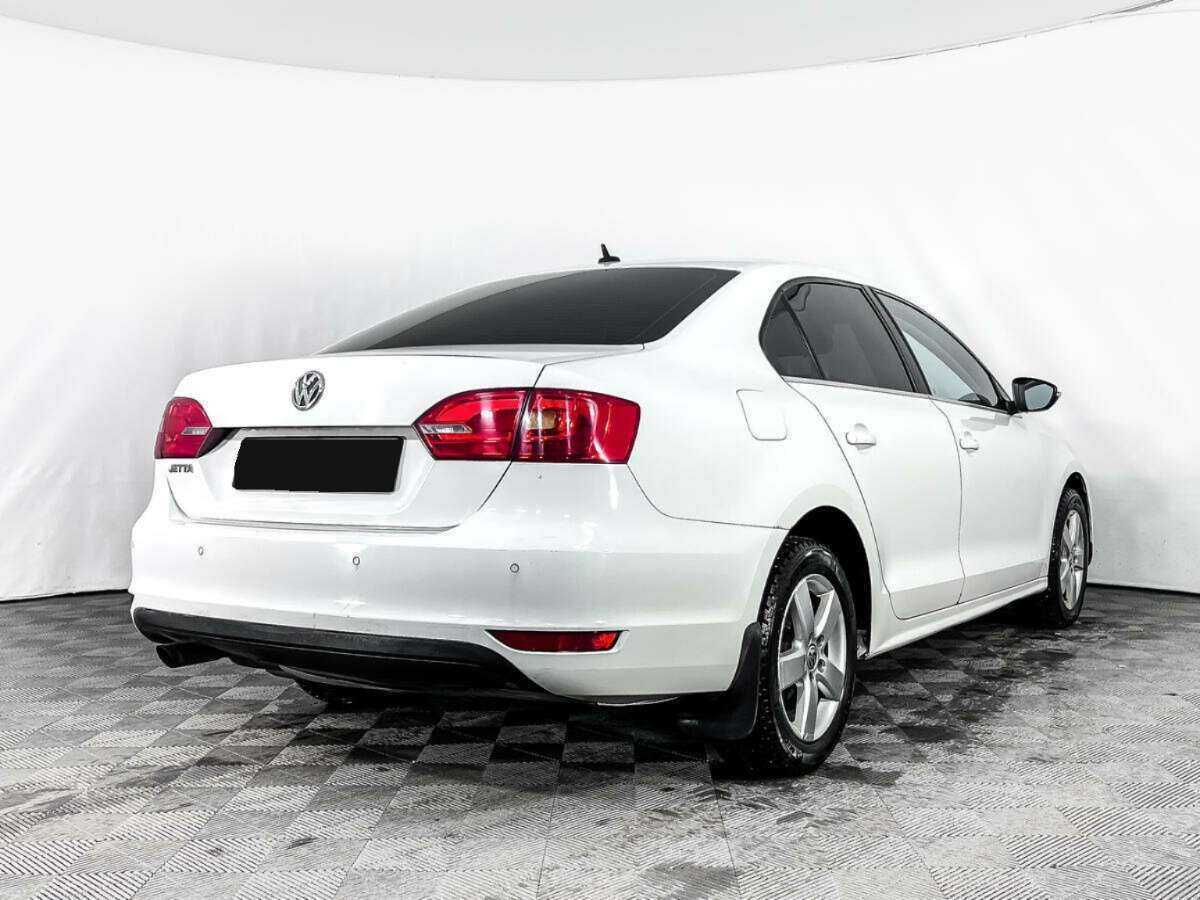 Volkswagen Jetta 2013 года с пробегом. Фото: #4
