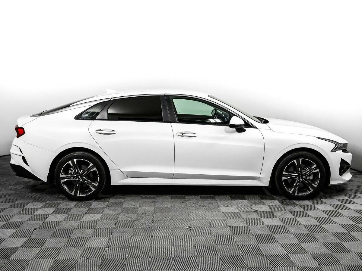 Kia K5 2020 года с пробегом. Фото: #3