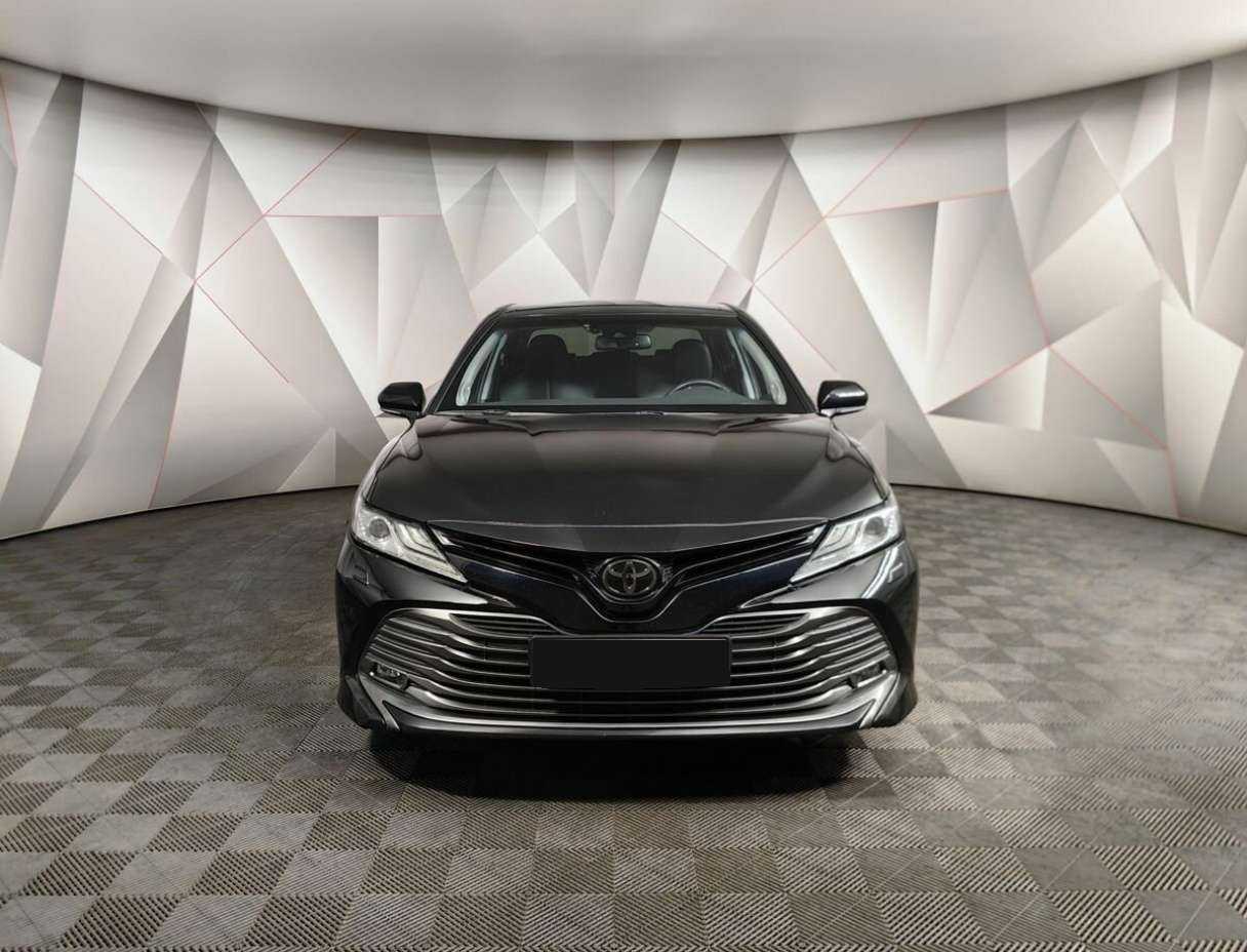 Toyota Camry 2020 года с пробегом. Фото: #5
