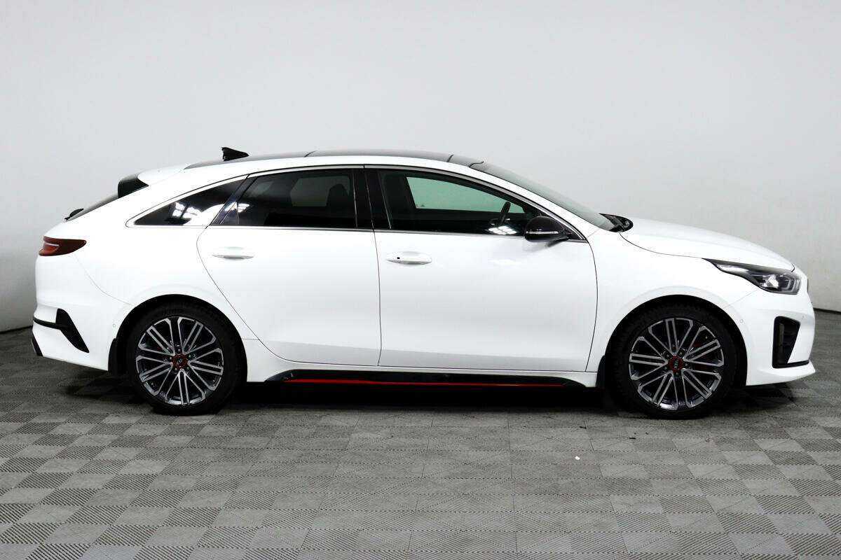 Kia Proceed 2019 года с пробегом. Фото: #3