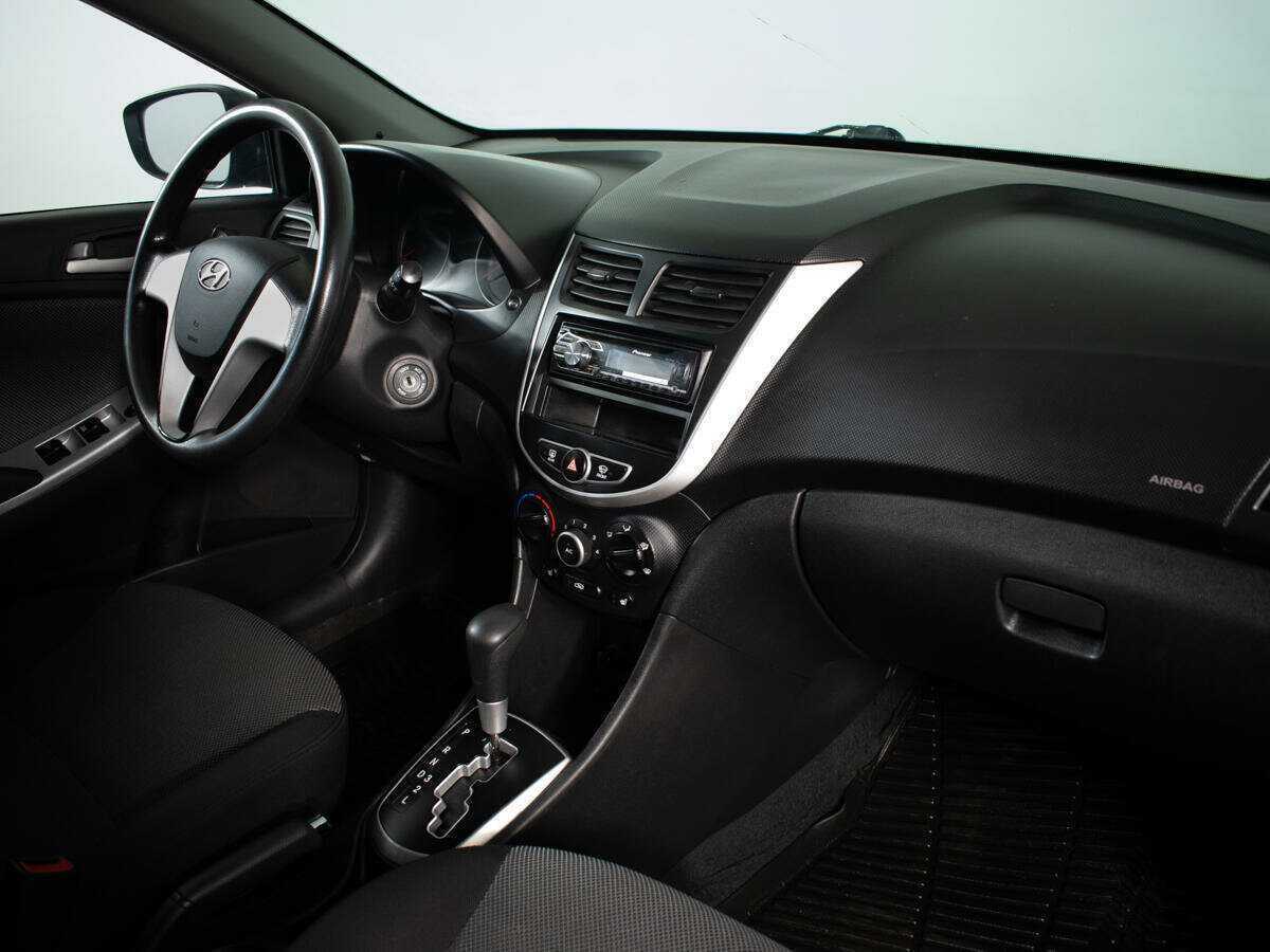Hyundai Solaris 2013 года с пробегом. Фото: #8