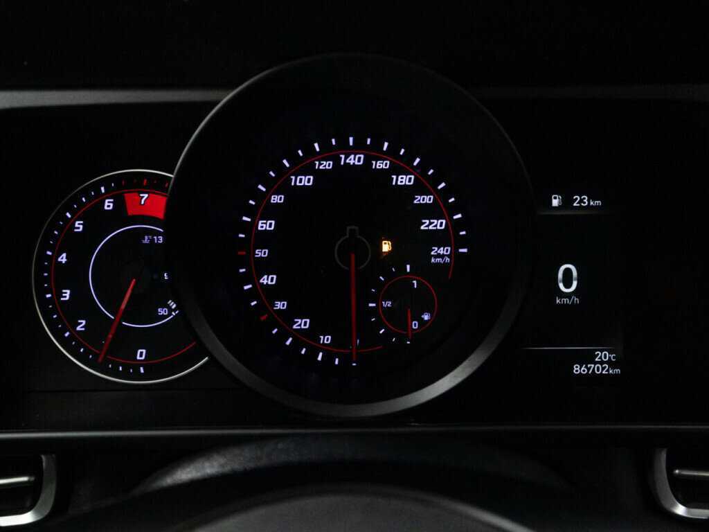 Hyundai Elantra 2021 года с пробегом. Фото: #11