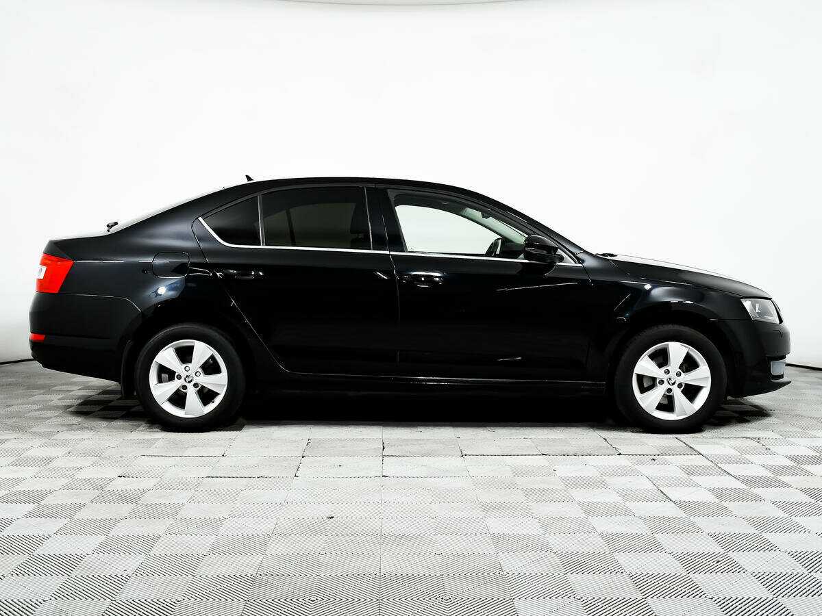 Skoda Octavia 2016 года с пробегом. Фото: #3
