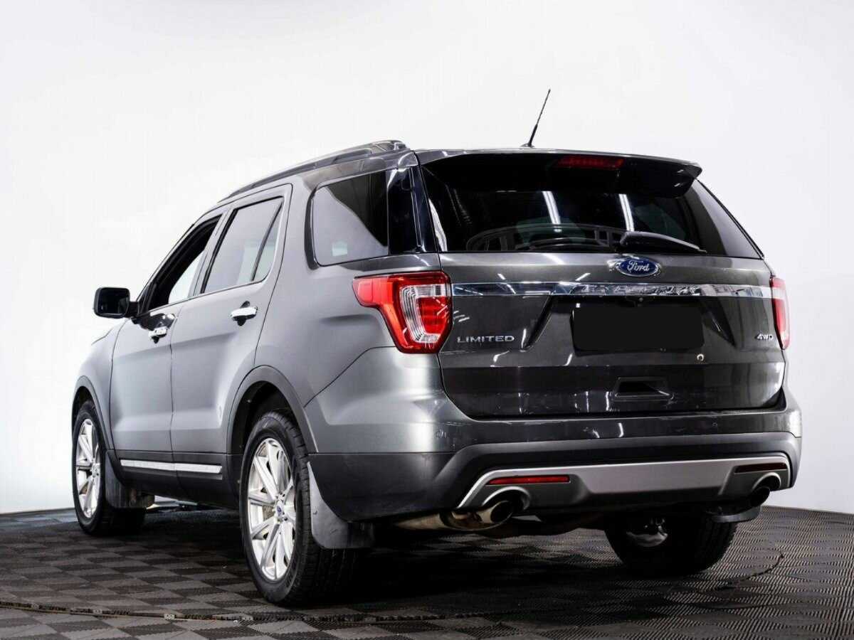Ford Explorer 2016 года с пробегом. Фото: #3