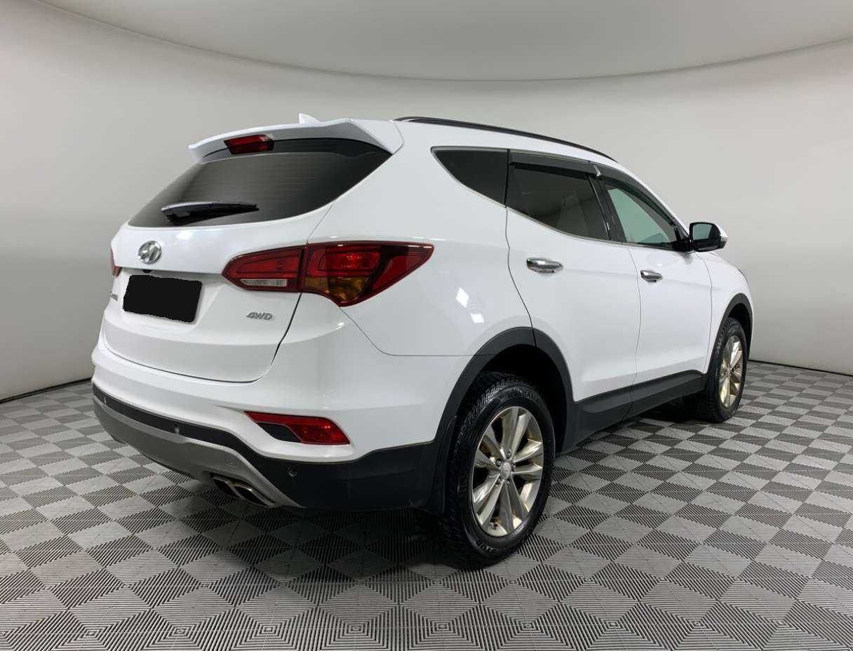 Hyundai Santa Fe 2017 года с пробегом. Фото: #4