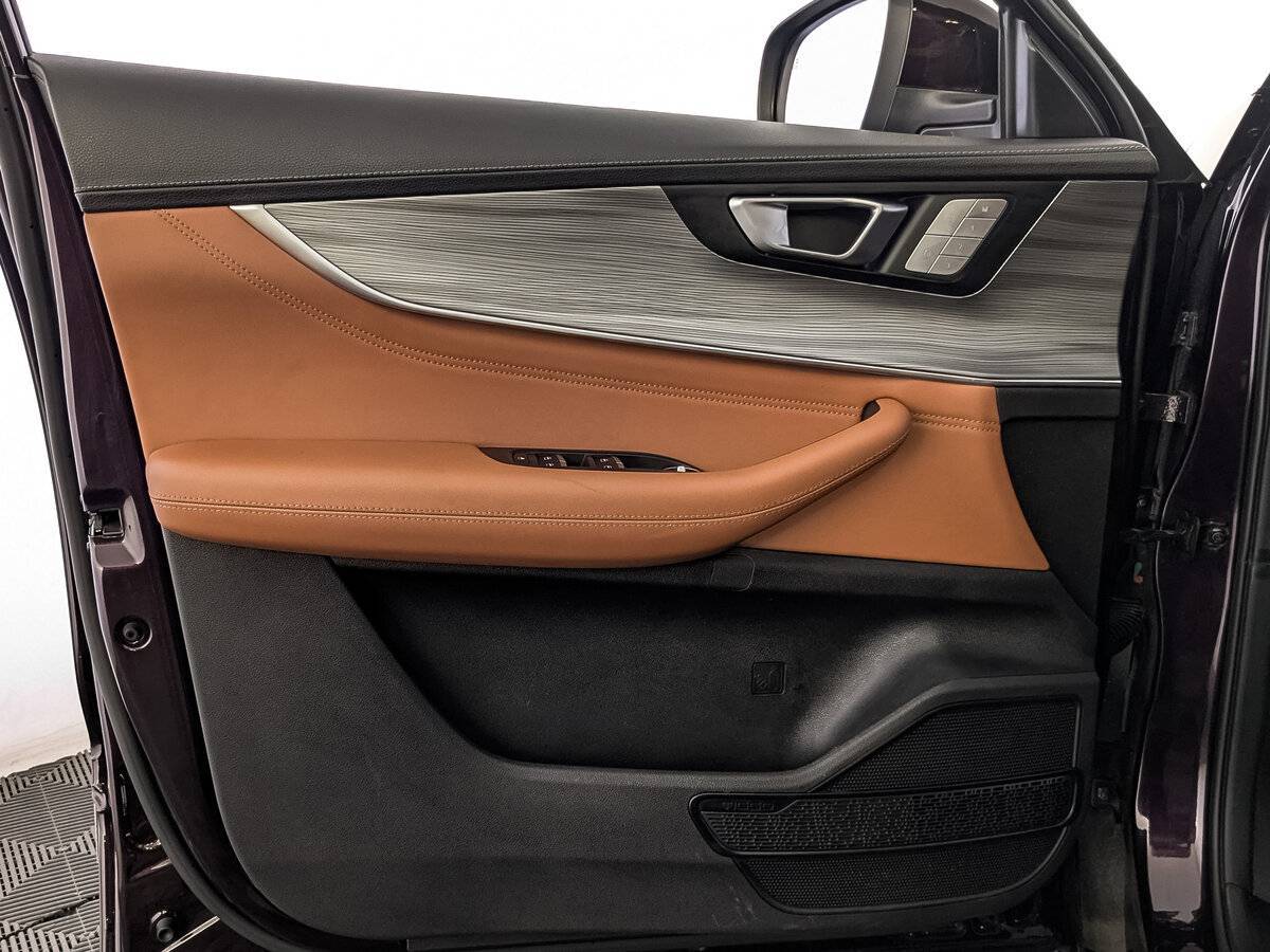 Chery Tiggo 8 Pro Max 2022 года с пробегом. Фото: #18