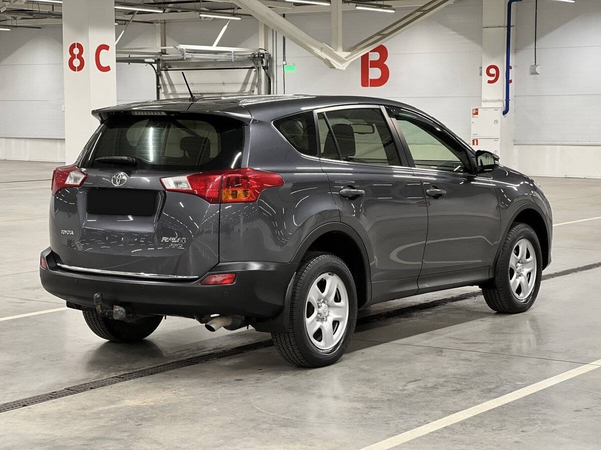 Toyota RAV4 2013 года с пробегом. Фото: #4