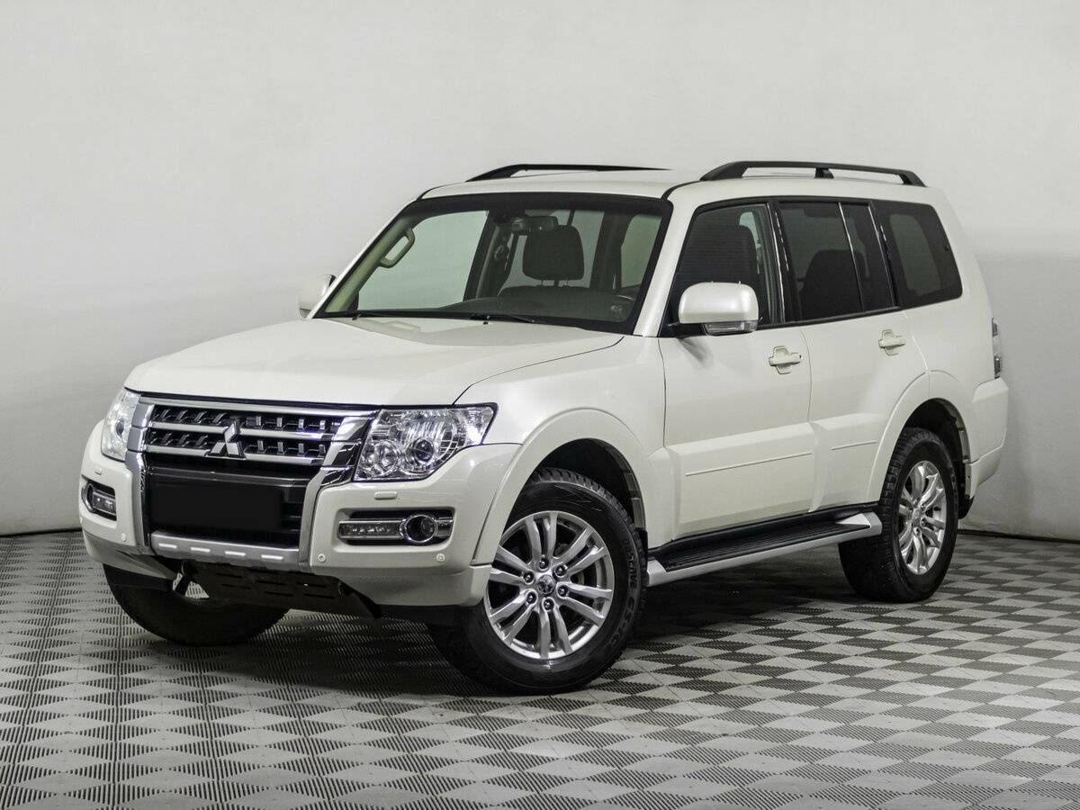 Mitsubishi Pajero 2014 года с пробегом. Фото: #0