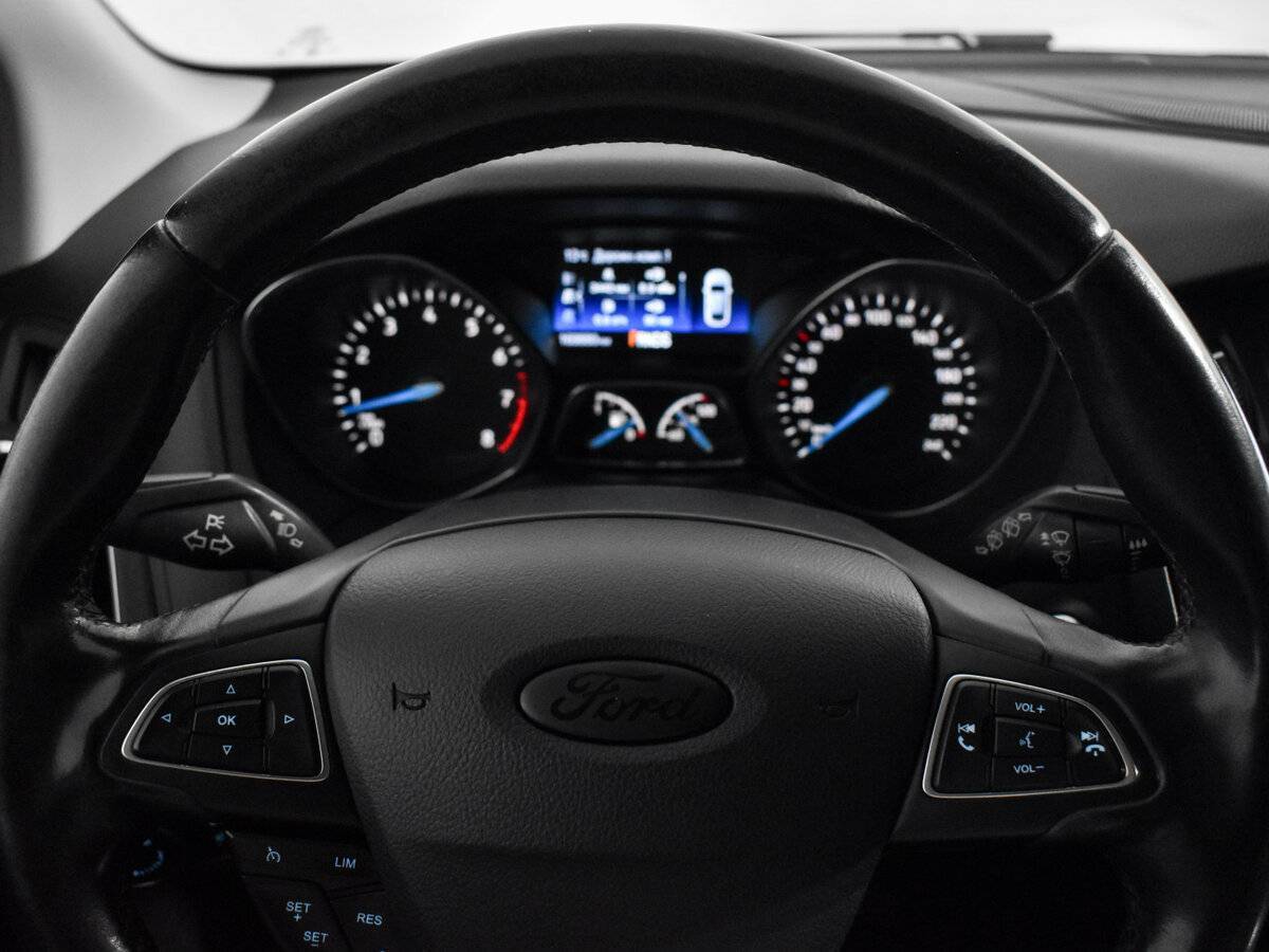 Ford Focus 2017 года с пробегом. Фото: #17