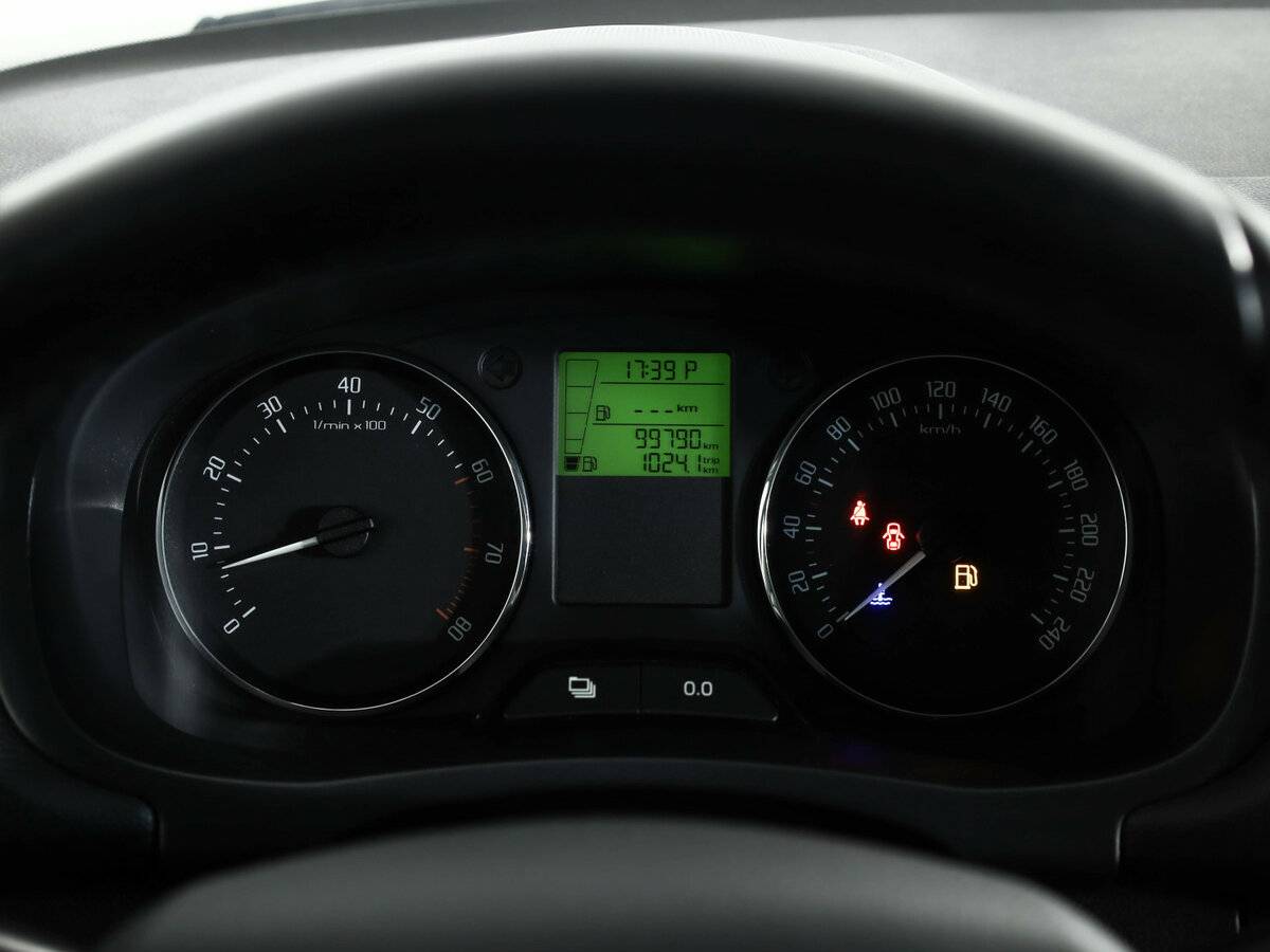 Skoda Fabia 2014 года с пробегом. Фото: #9