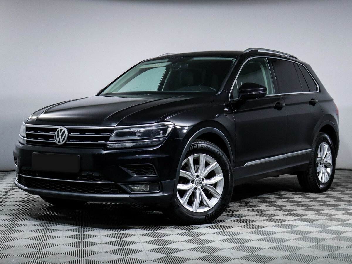 Volkswagen Tiguan 2018 года с пробегом. Посмотреть фото