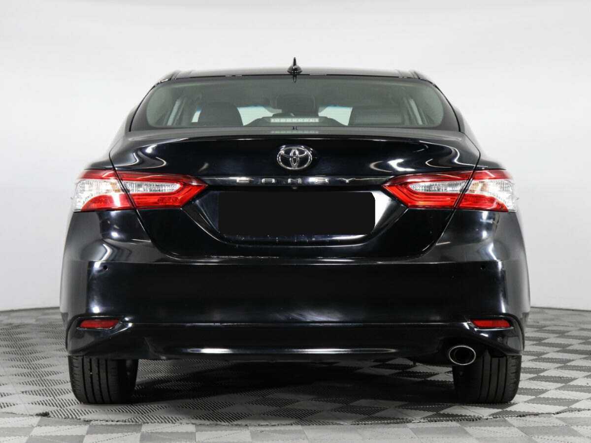 Toyota Camry 2019 года с пробегом. Фото: #5