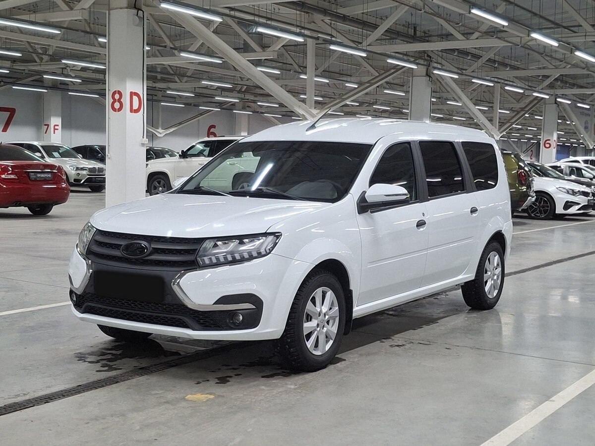 Lada (ВАЗ) Largus 2024 года с пробегом. Посмотреть фото
