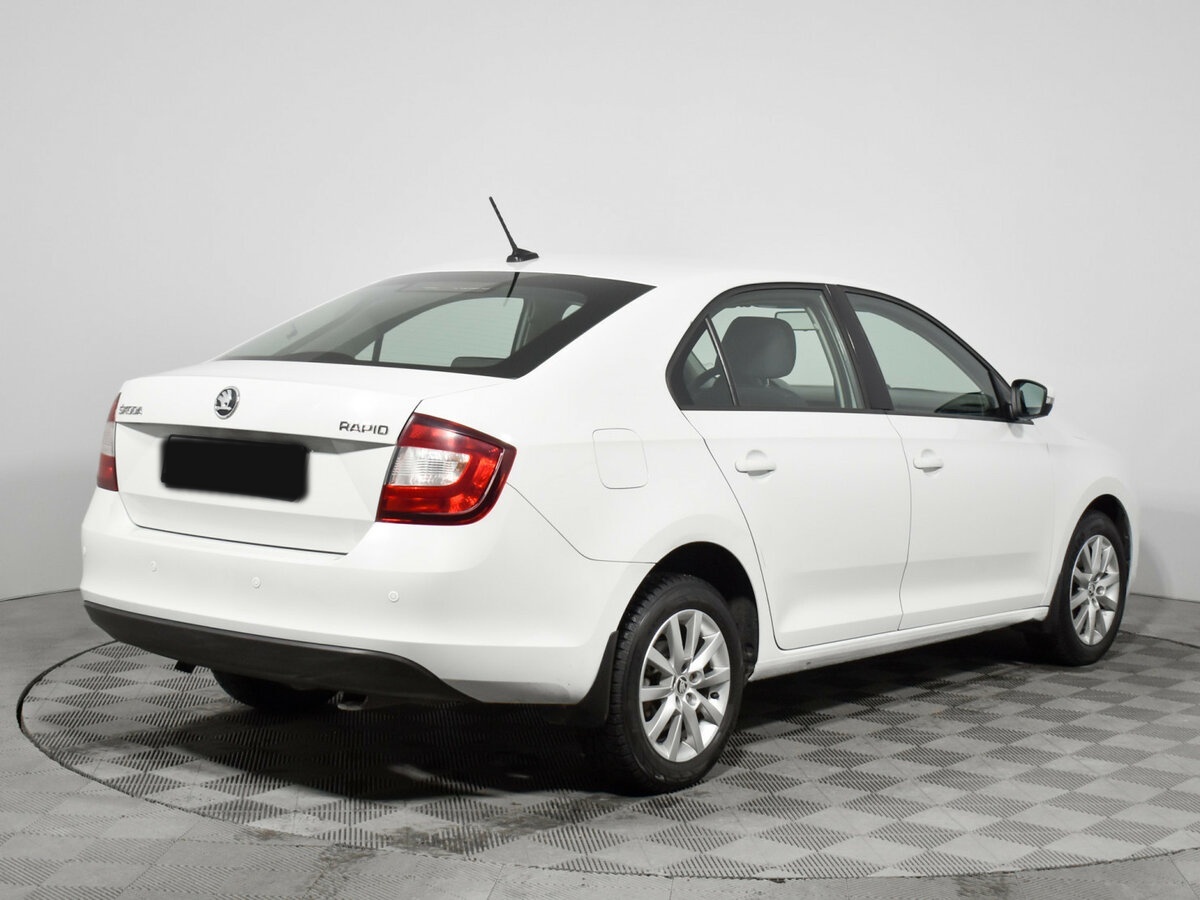 Skoda Rapid 2018 года с пробегом. Фото: #4