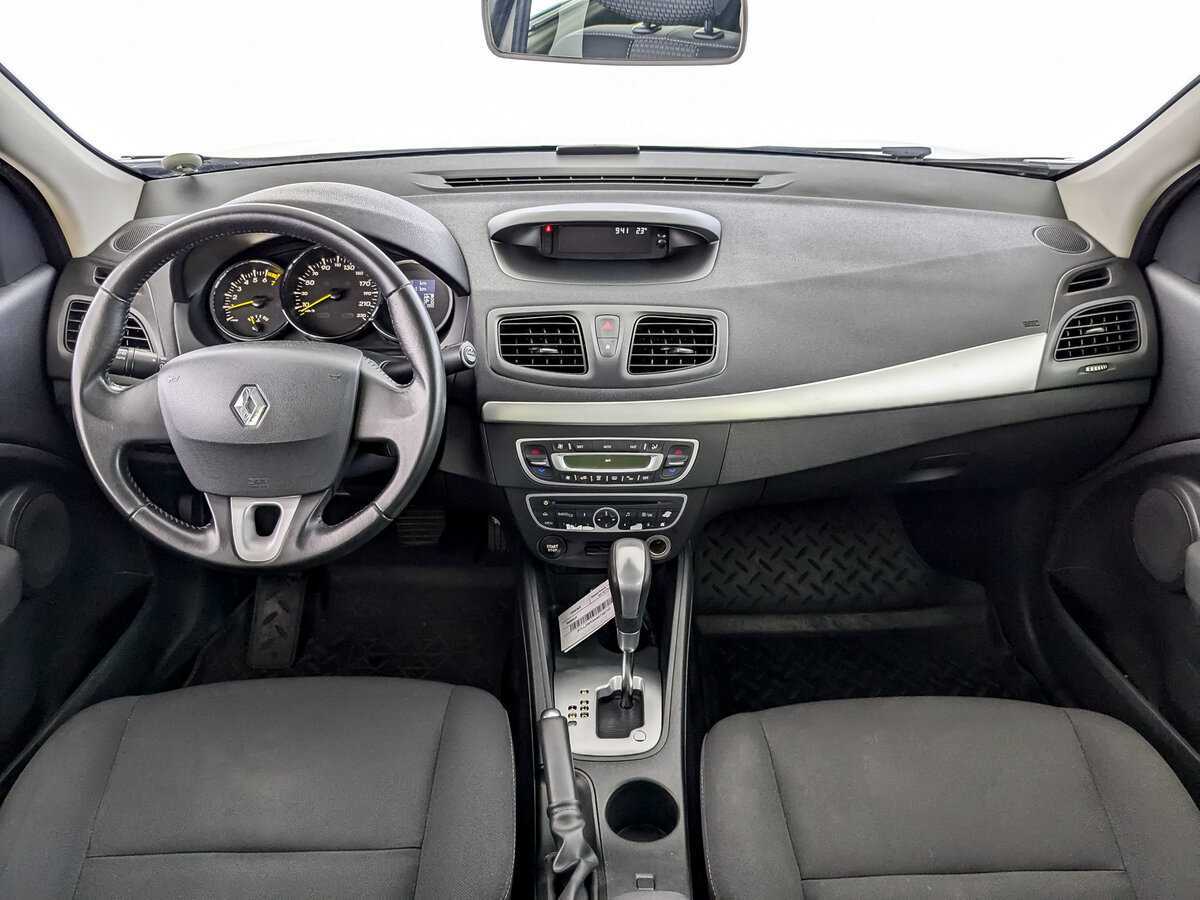Renault Fluence 2012 года с пробегом. Фото: #11