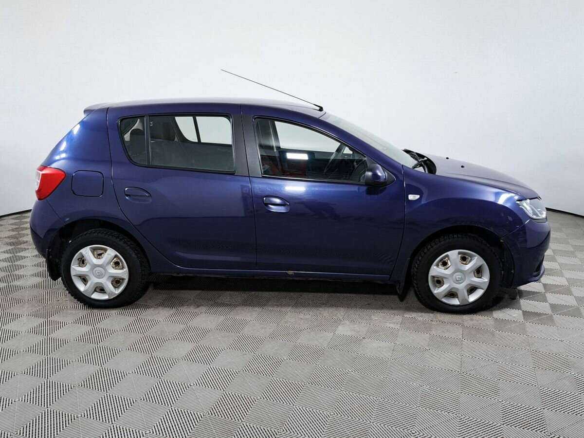 Renault Sandero 2015 года с пробегом. Фото: #3