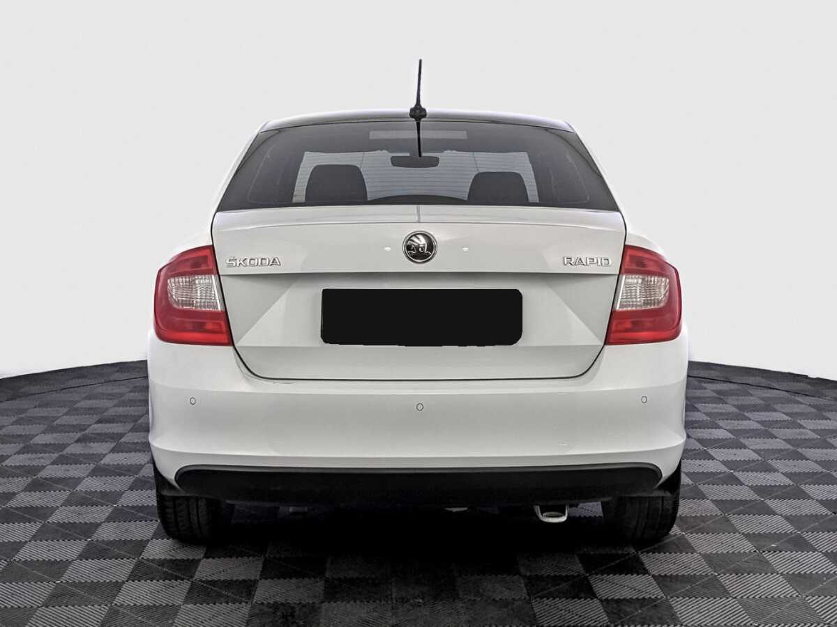 Skoda Rapid 2017 года с пробегом. Фото: #5