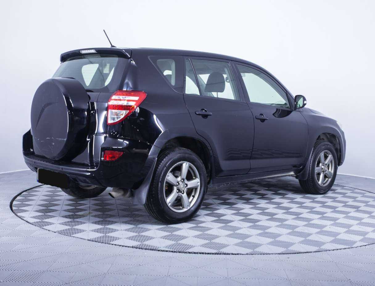 Toyota RAV4 2012 года с пробегом. Фото: #3