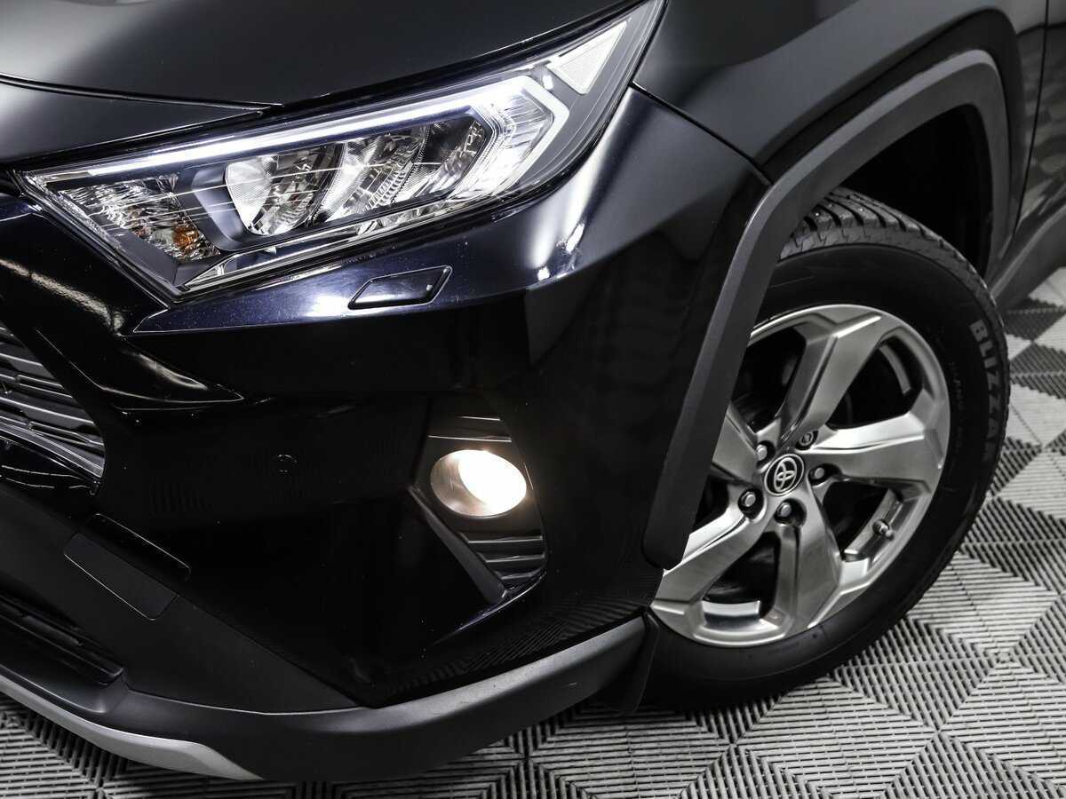 Toyota RAV4 2020 года с пробегом. Фото: #14