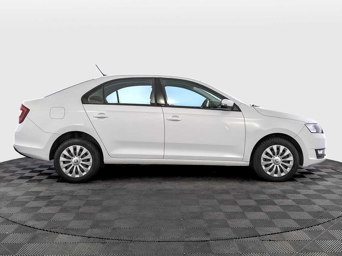 Skoda Rapid 2019 года с пробегом. Фото: #3