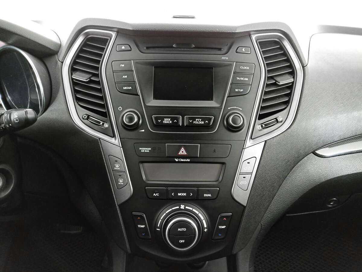 Hyundai Santa Fe 2013 года с пробегом. Фото: #12