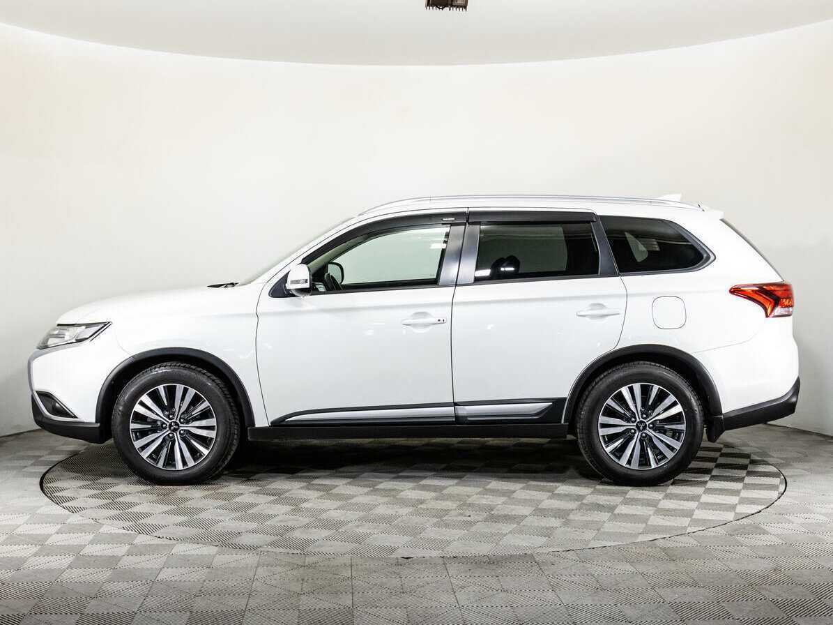 Mitsubishi Outlander 2020 года с пробегом. Фото: #7