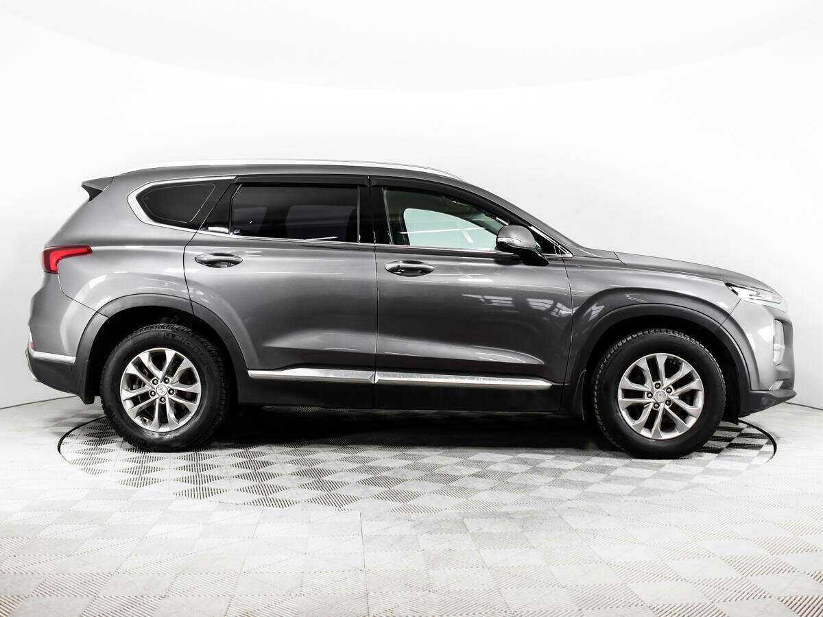 Hyundai Santa Fe 2018 года с пробегом. Фото: #4
