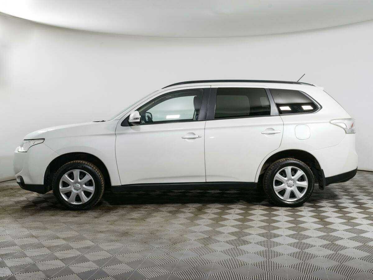 Mitsubishi Outlander 2013 года с пробегом. Фото: #6