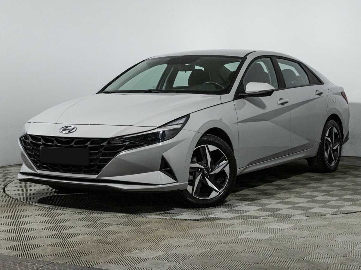 Hyundai Elantra 2023 года с пробегом. Фото: #0
