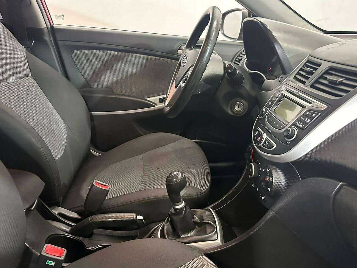 Hyundai Solaris 2013 года с пробегом. Фото: #9