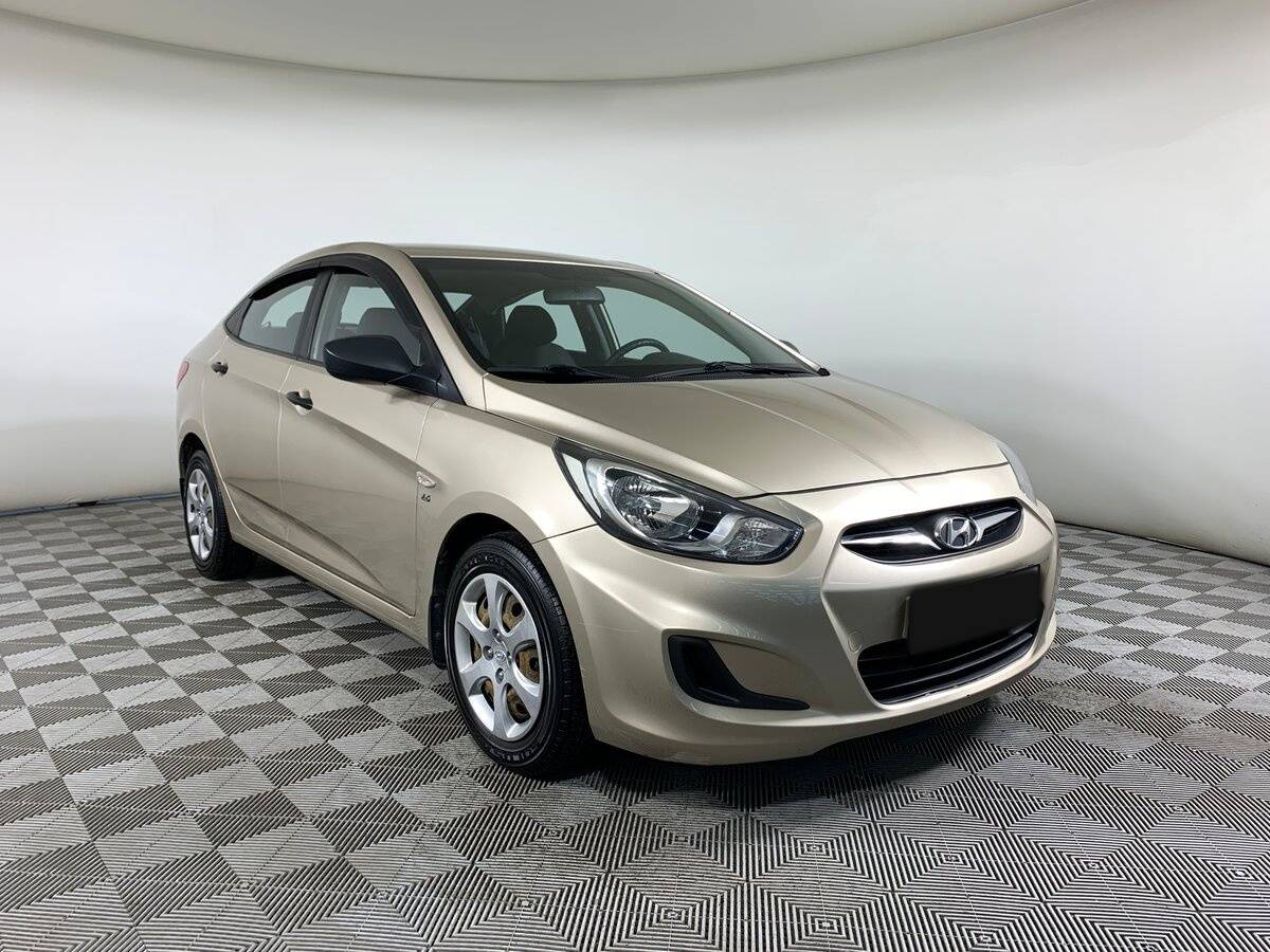 Hyundai Solaris 2012 года с пробегом. Фото: #2