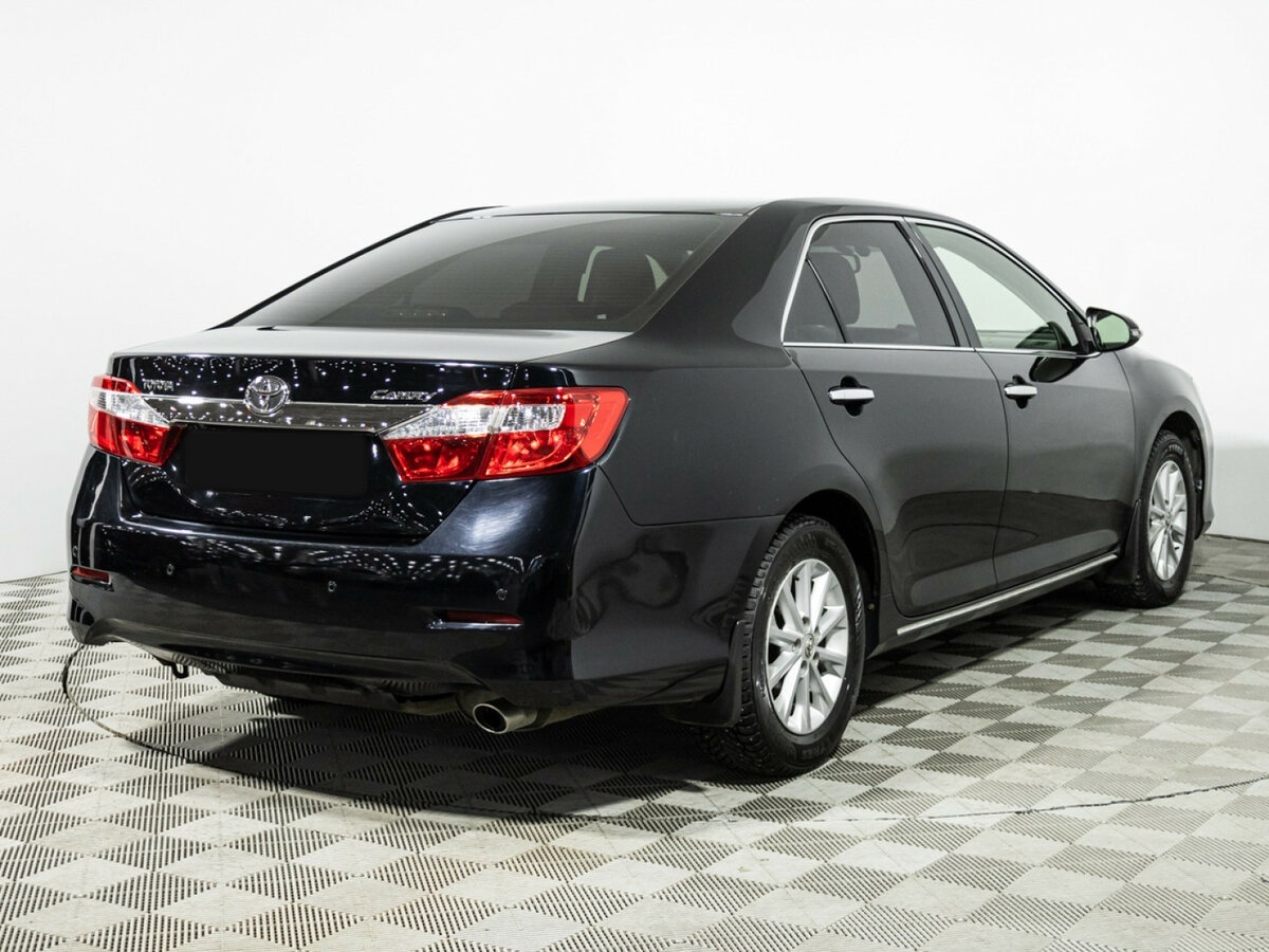 Toyota Camry 2012 года с пробегом. Фото: #4