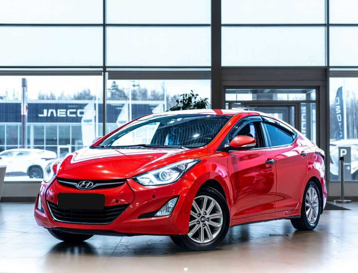 Hyundai Elantra 2014 года с пробегом. Посмотреть фото