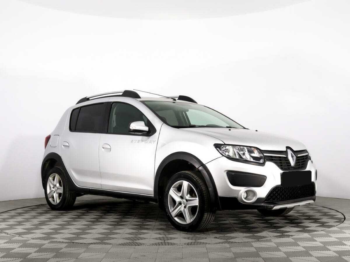 Renault Sandero 2015 года с пробегом. Фото: #2