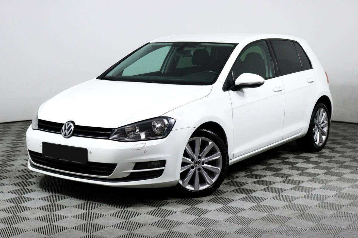 Volkswagen Golf 2013 года с пробегом. Посмотреть фото