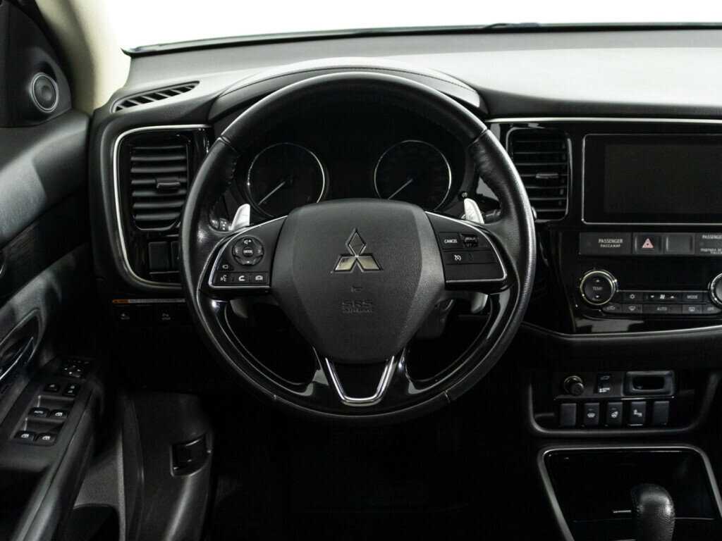 Mitsubishi Outlander 2018 года с пробегом. Фото: #19
