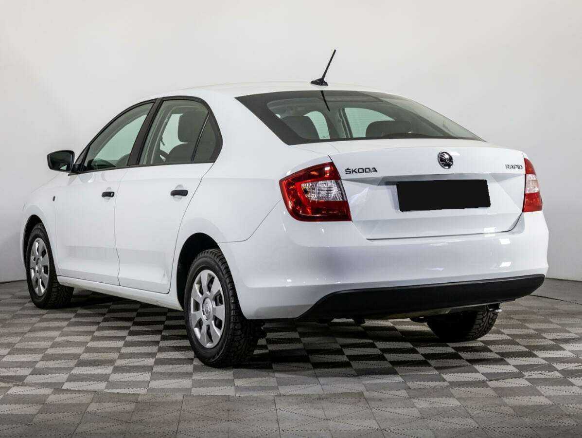 Skoda Rapid 2017 года с пробегом. Фото: #5