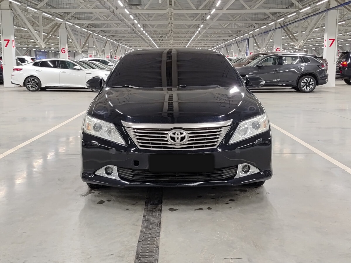 Toyota Camry 2014 года с пробегом. Фото: #1