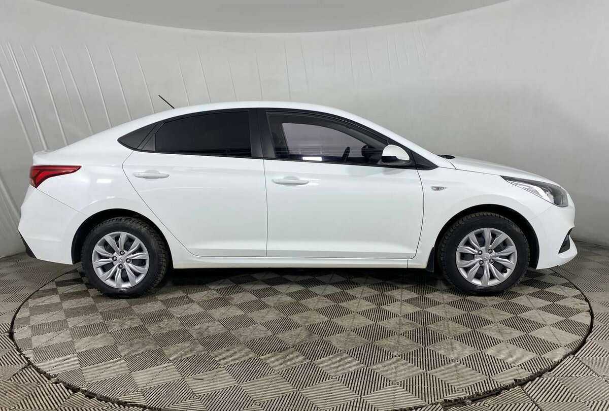 Hyundai Solaris 2020 года с пробегом. Фото: #1