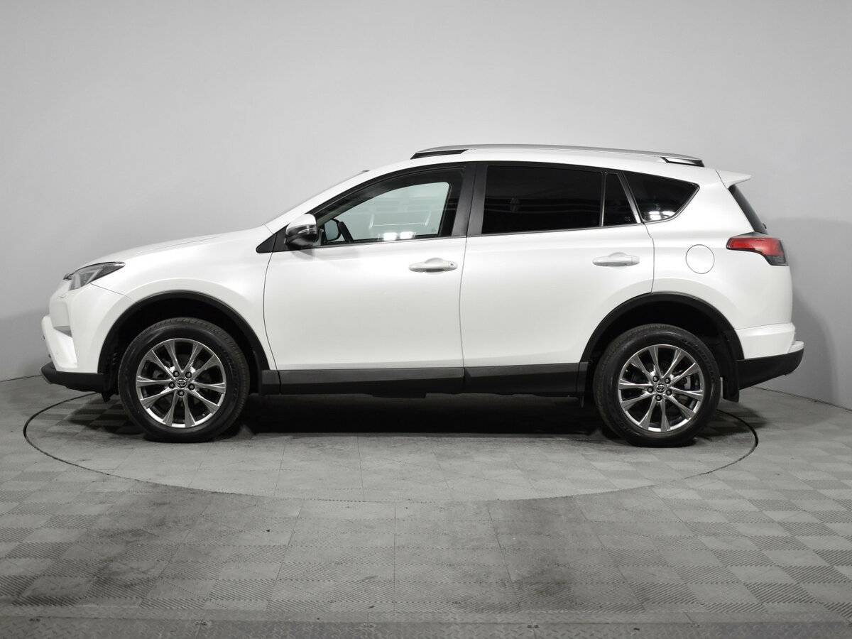 Toyota RAV4 2018 года с пробегом. Фото: #7
